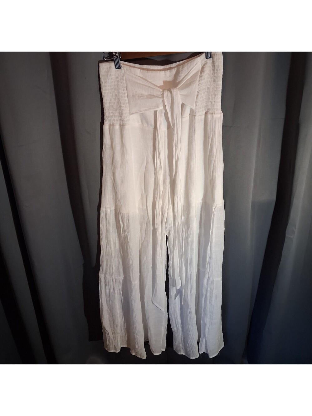 White Wide-Leg Pants with Bow Tie Waist and Built-in Shorts, Size L